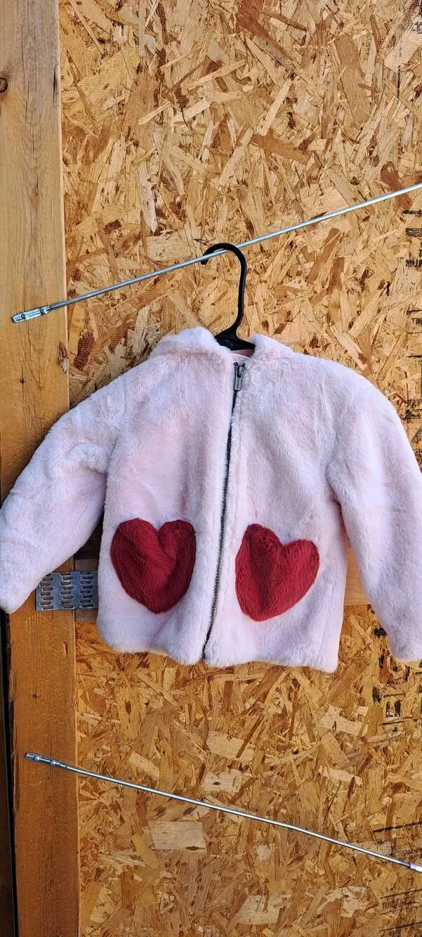Old Navy Girls 3T Pink Faux Fur Hooded Jacket Red Heart Pockets Zip Coat